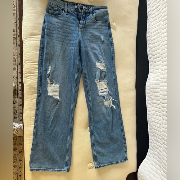 Hollister jeans size 00R HIGH RISE VINTAGE BAGGY - Picture 1 of 3
